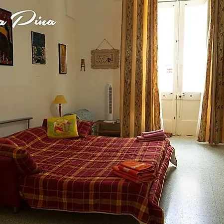 Donn'anna Otel